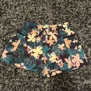 Old Navy Active Hawaiian Shorts